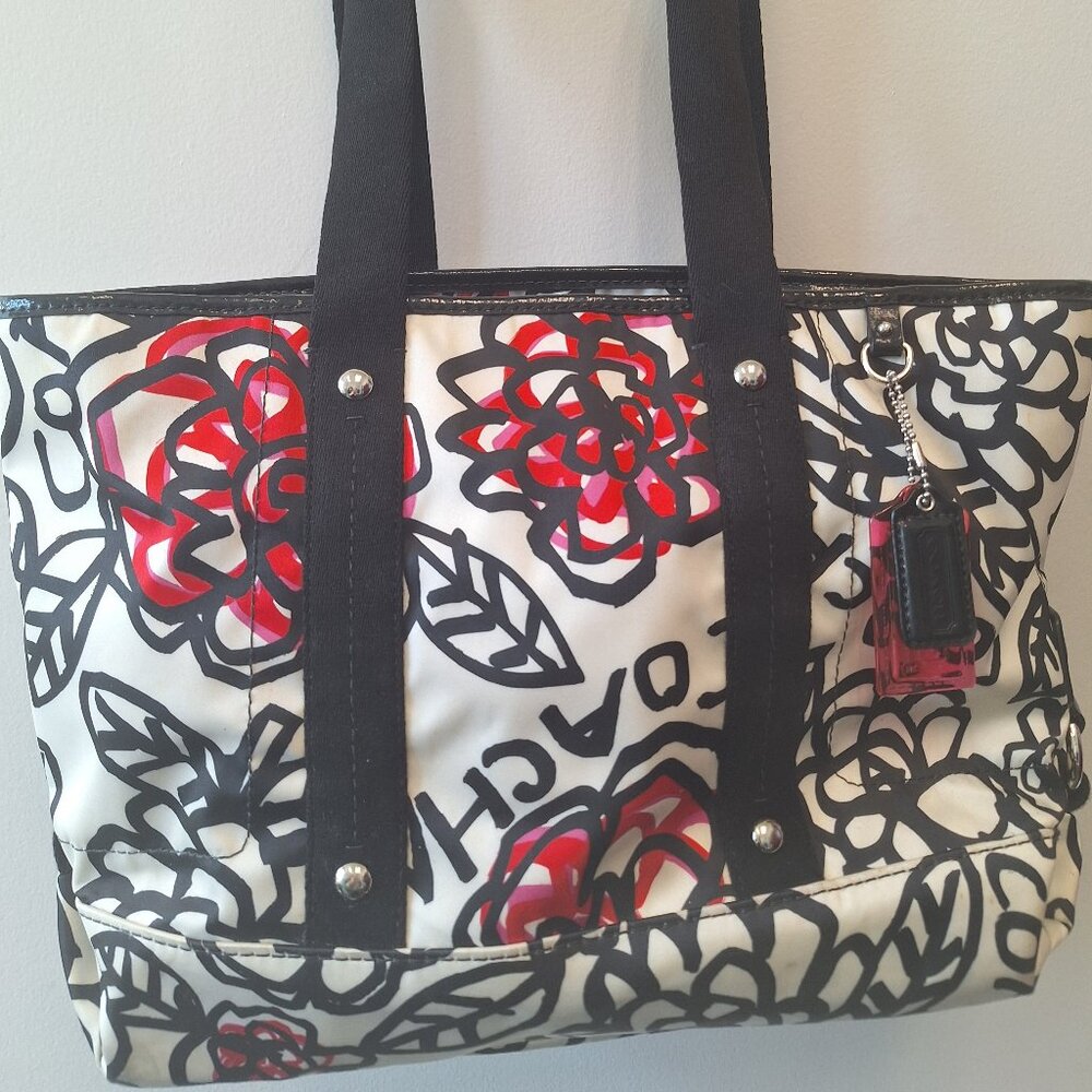 Coach Poppy Daisy Satchel C1194-F16583